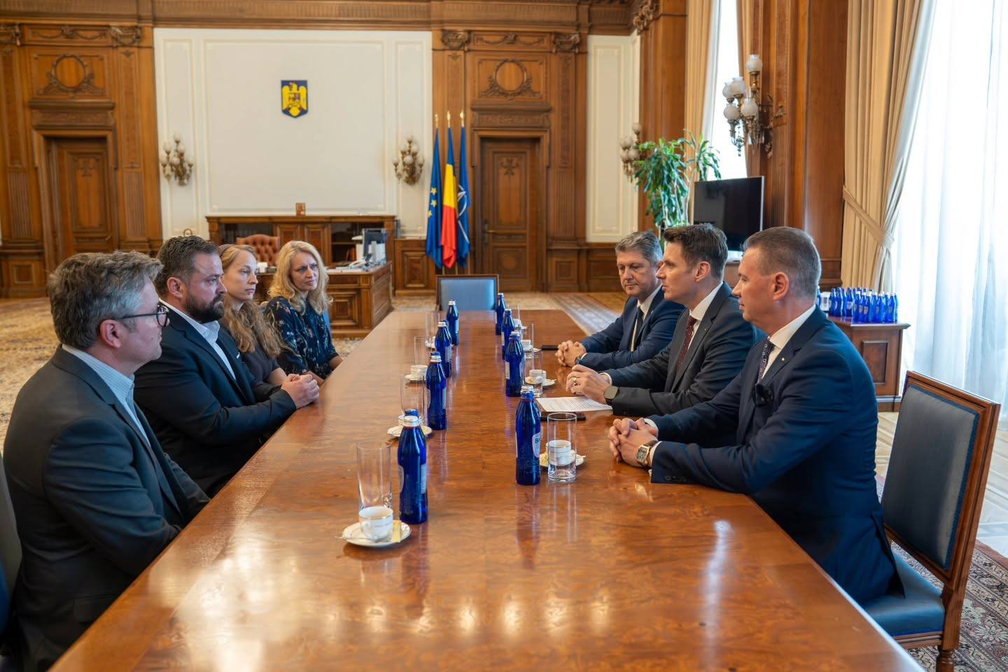Vot istoric în Senatul României: Parlamentarii cer în unanimitate Suediei repatrierea de urgență a minorelor Sara și Tiana Samson